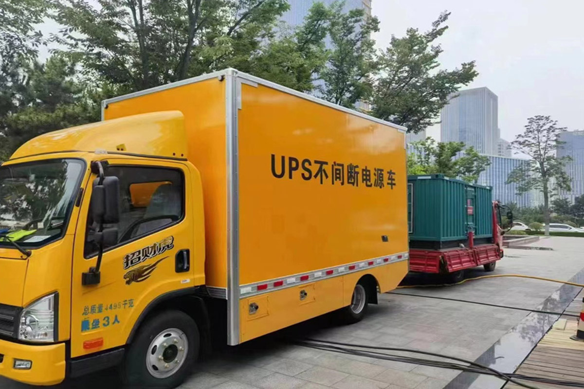 恩平发电机租赁施工现场