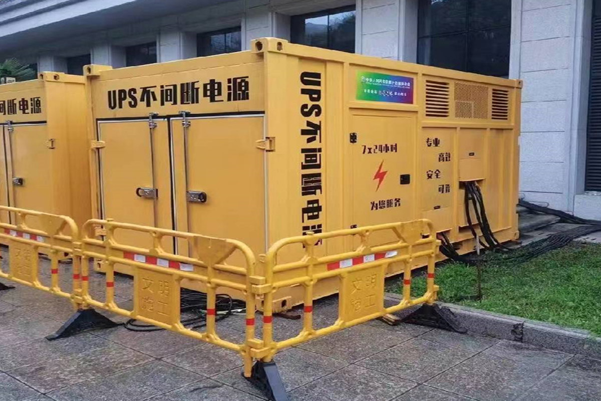 恩平发电机租赁施工现场